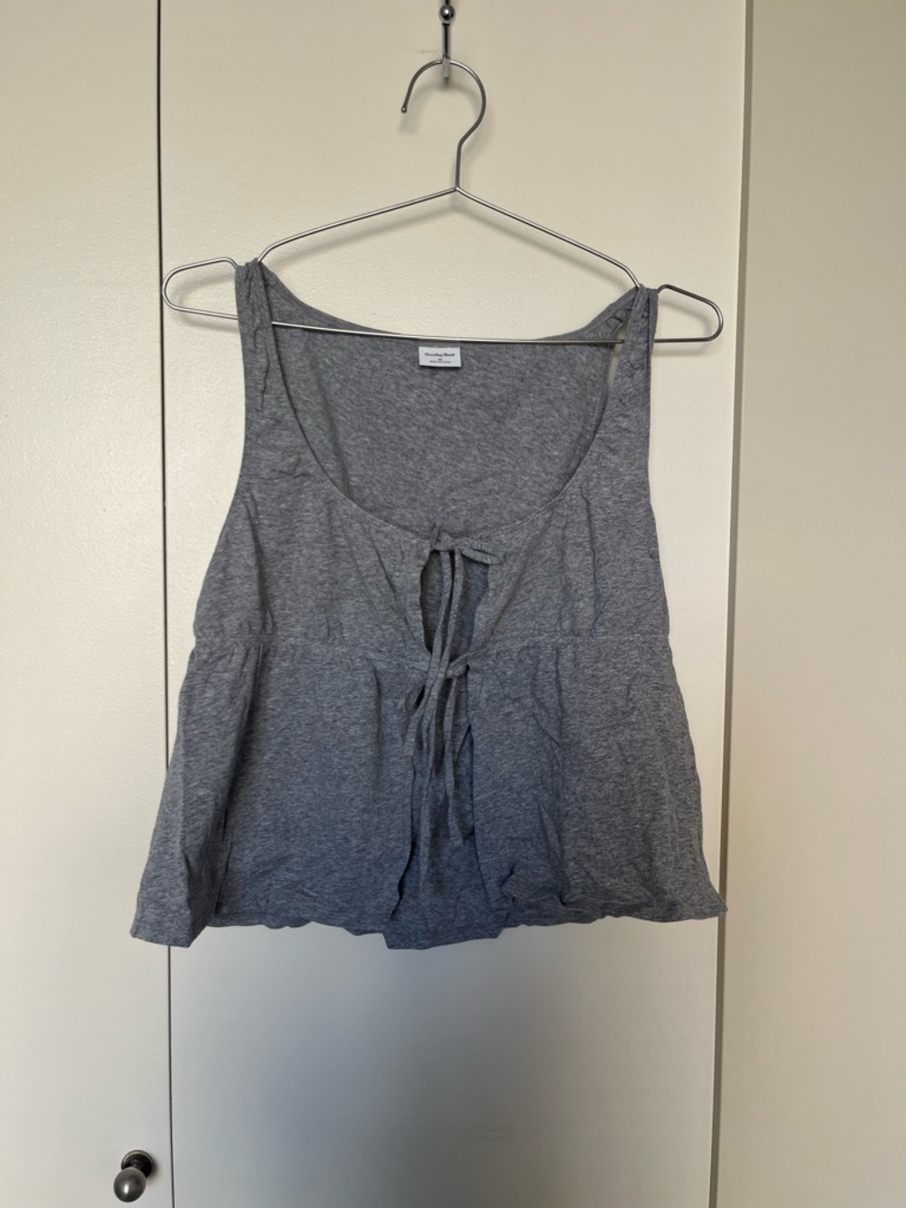 Aritzia GREY front tie cannoli top medium - Picture 2 of 3